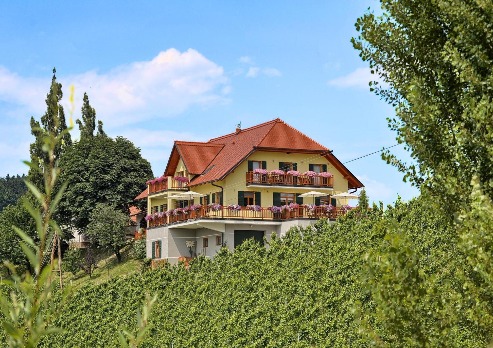 Svecina Farm Stay Jarc Vineyard מראה חיצוני תמונה