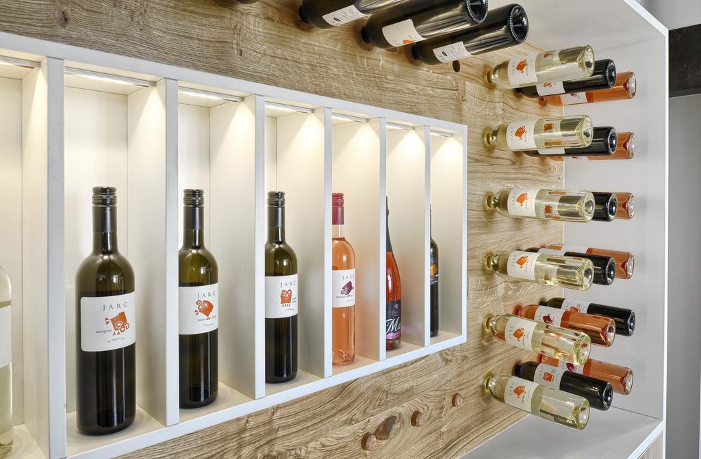 Svecina Farm Stay Jarc Vineyard מראה חיצוני תמונה