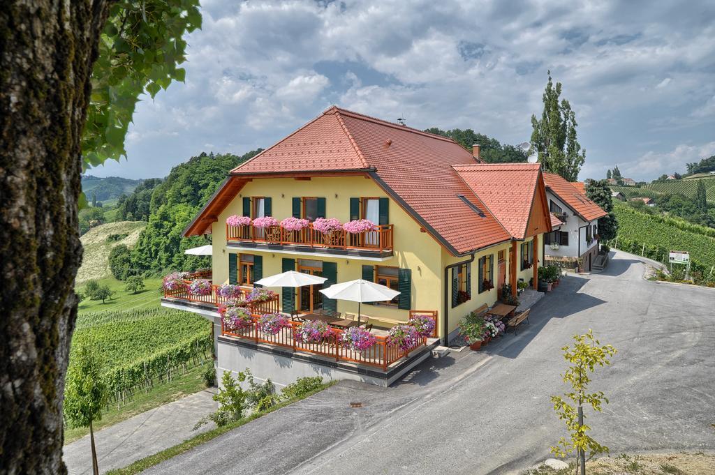 Svecina Farm Stay Jarc Vineyard מראה חיצוני תמונה